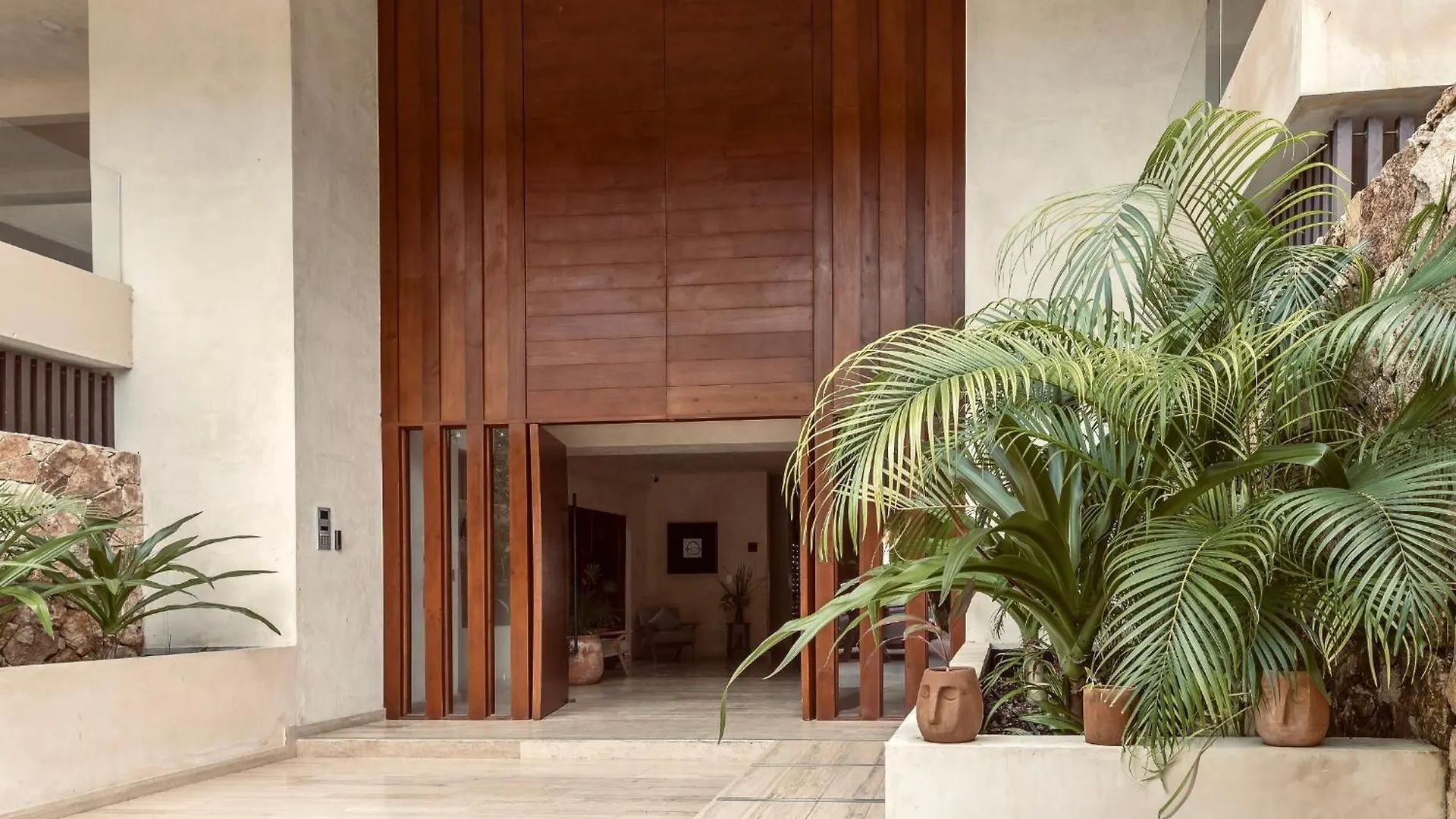 Private & Infinity Pool, King Bed, Sauna, Gym & More Tulum 0*,