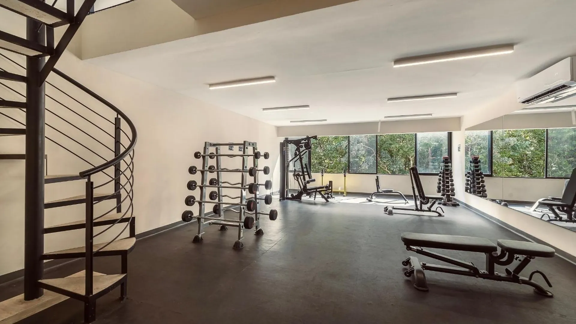Private & Infinity Pool, King Bed, Sauna, Gym & More Tulum Apartment